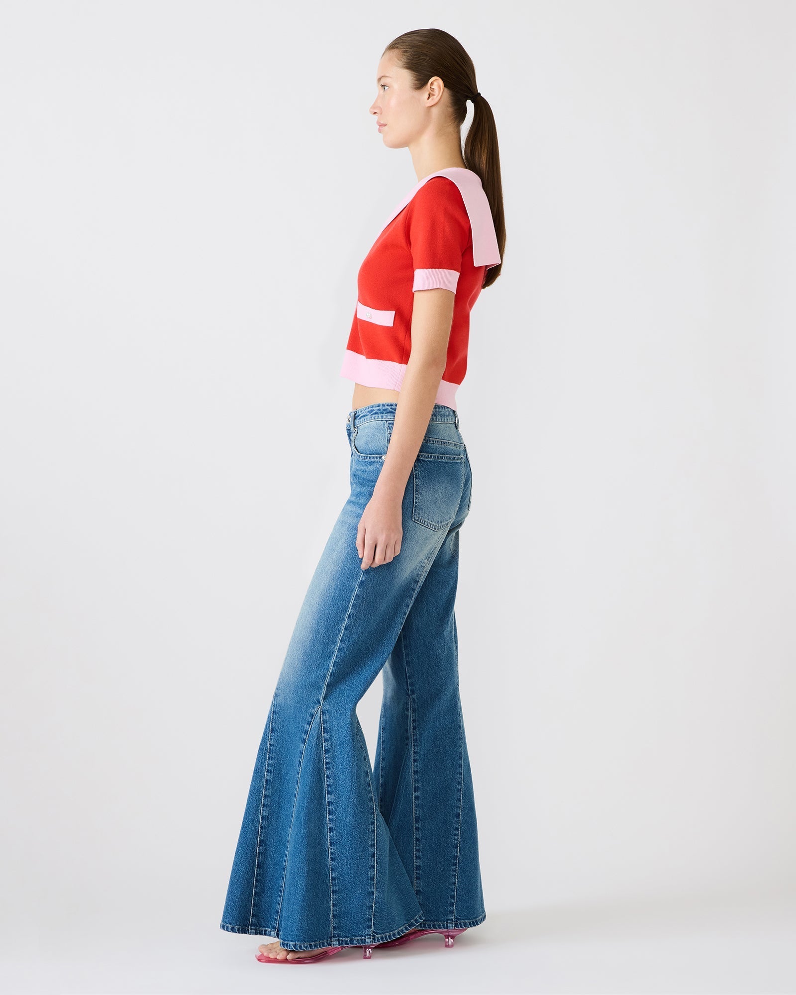 ADEN SWEATER SCOOTER RED